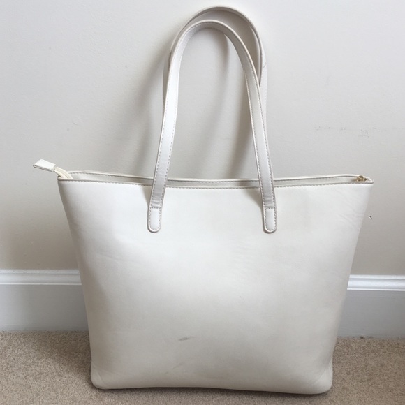 ‼️SOLD‼️ CHARMING CHARLIE Cream Floral Tote Bag - Picture 5 of 6